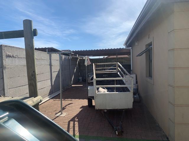 2 Bedroom Property for Sale in Hagley Western Cape